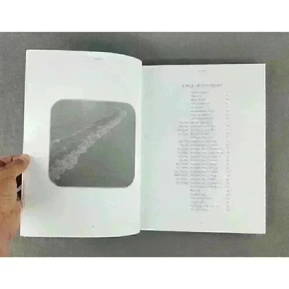 Christian Book - Picture 3 of 9